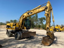 2005 Caterpillar M316C